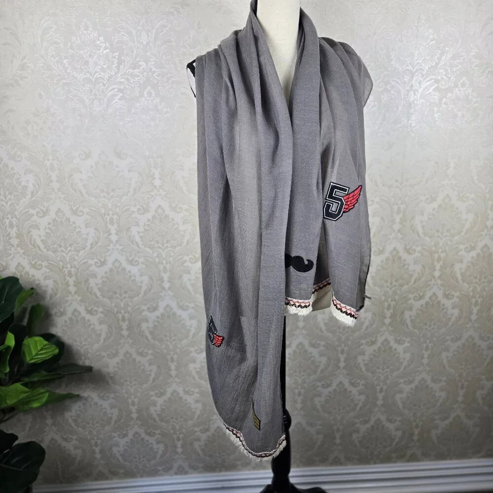 Gray Scarf with White Fringed Ends Assorted Colorful Patches